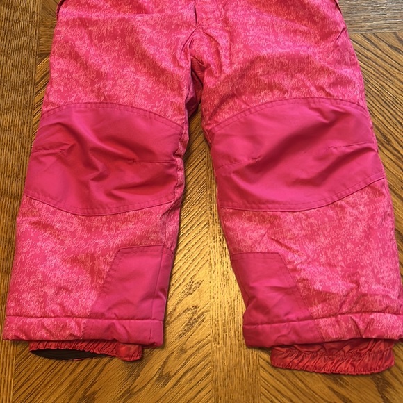 32 degrees kids bib snowsuit snow pants bibs overalls  pink 5 - Picture 3 of 6